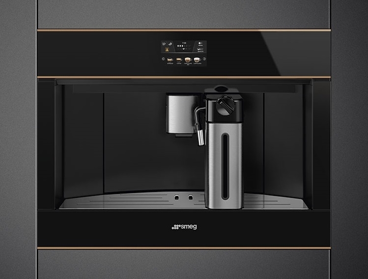   Smeg CMS4604NR